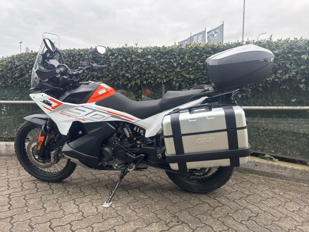 790 ADVENTURE