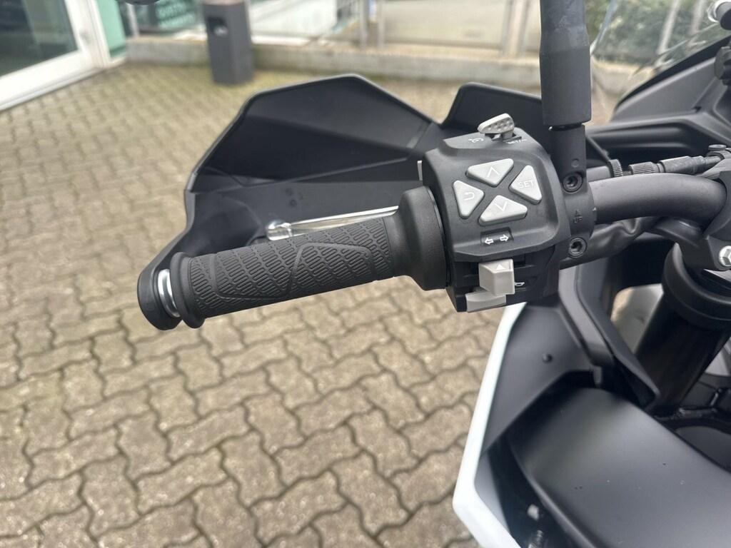 790 ADVENTURE