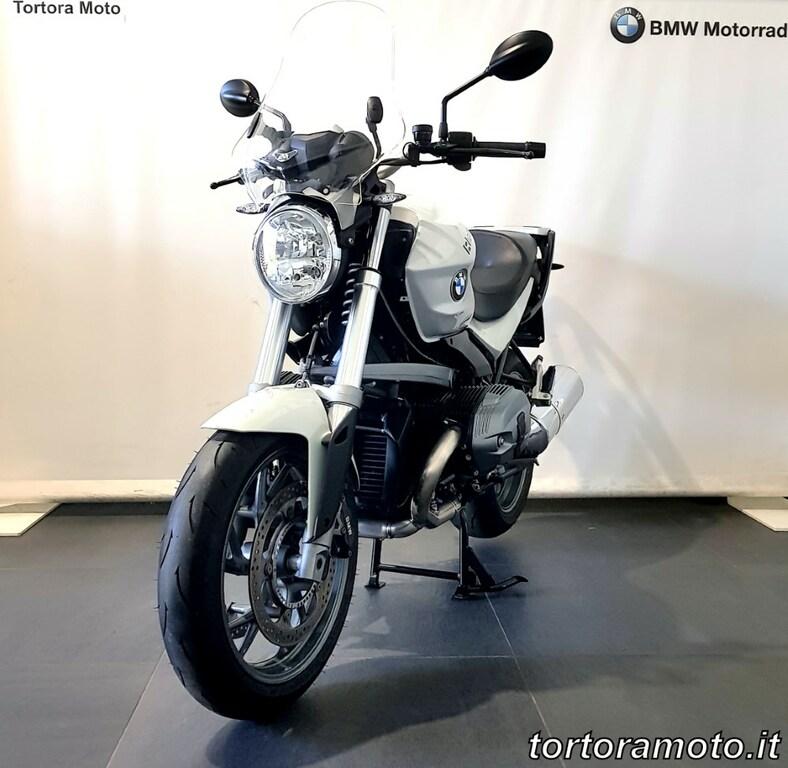 R 1200 R