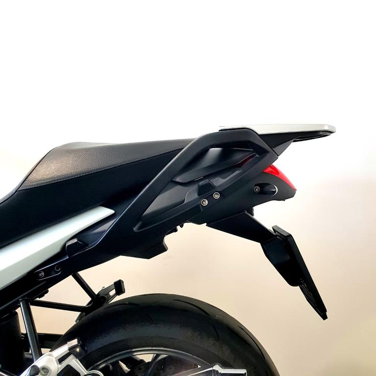 R 1200 R