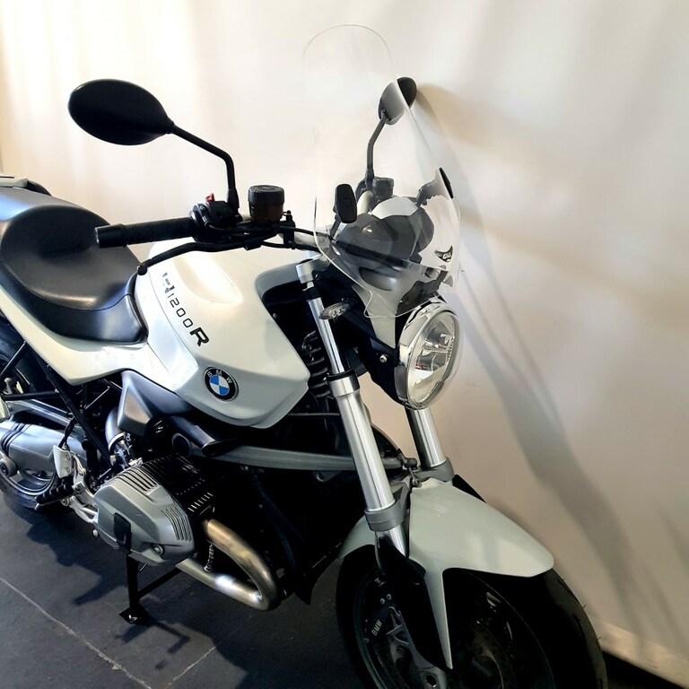 R 1200 R