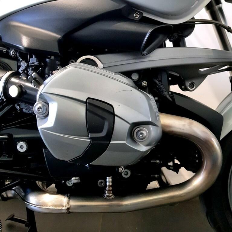 R 1200 R