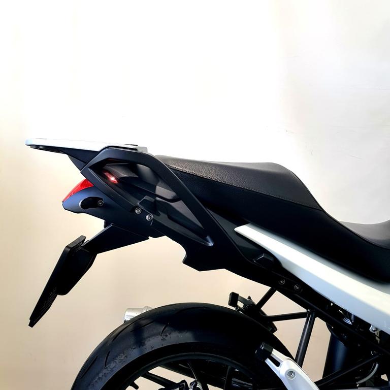 R 1200 R