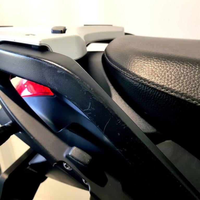 R 1200 R