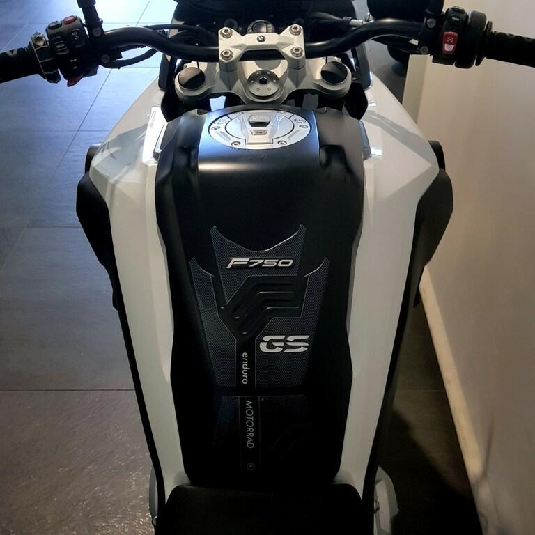 F 750 GS