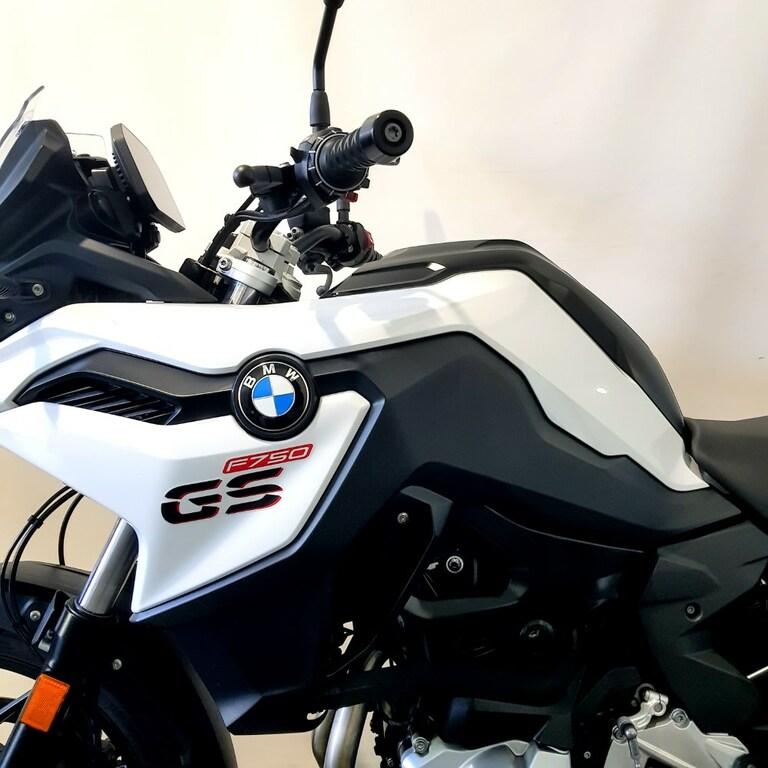 F 750 GS