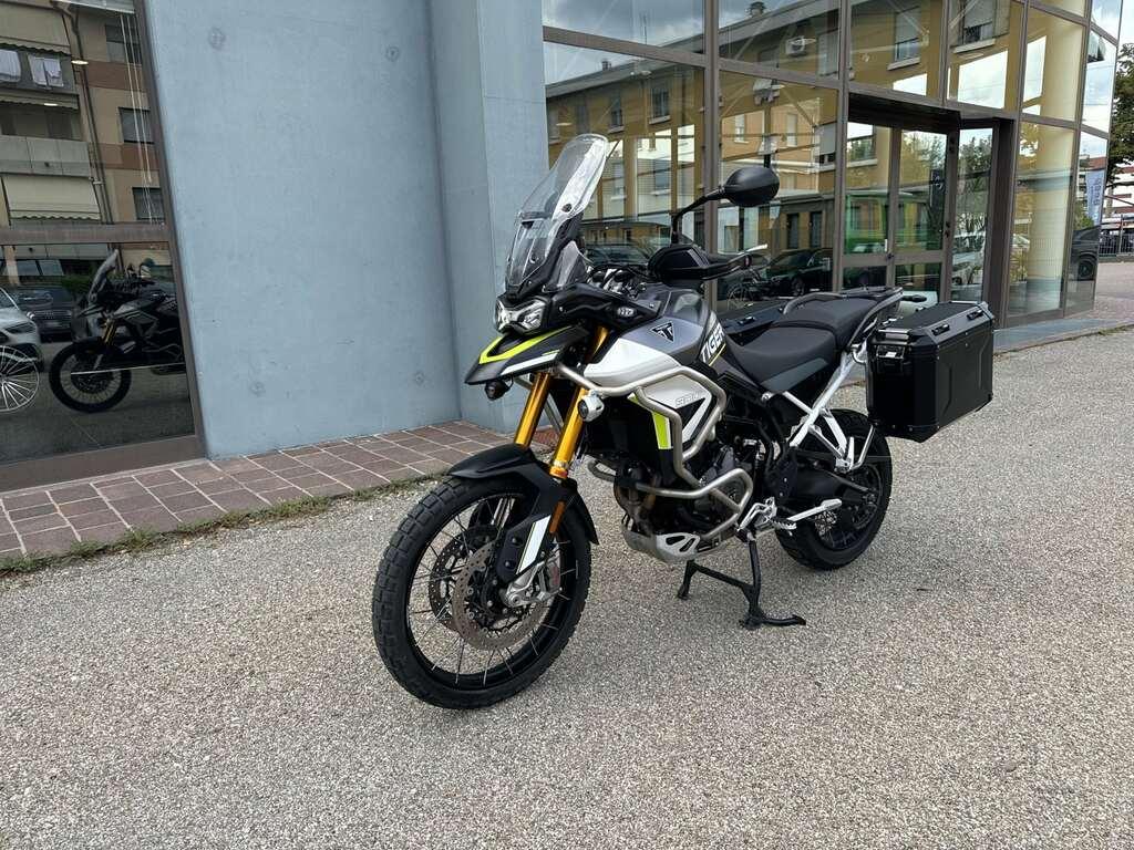 TIGER 900