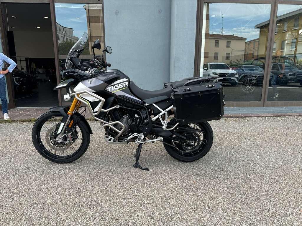 TIGER 900