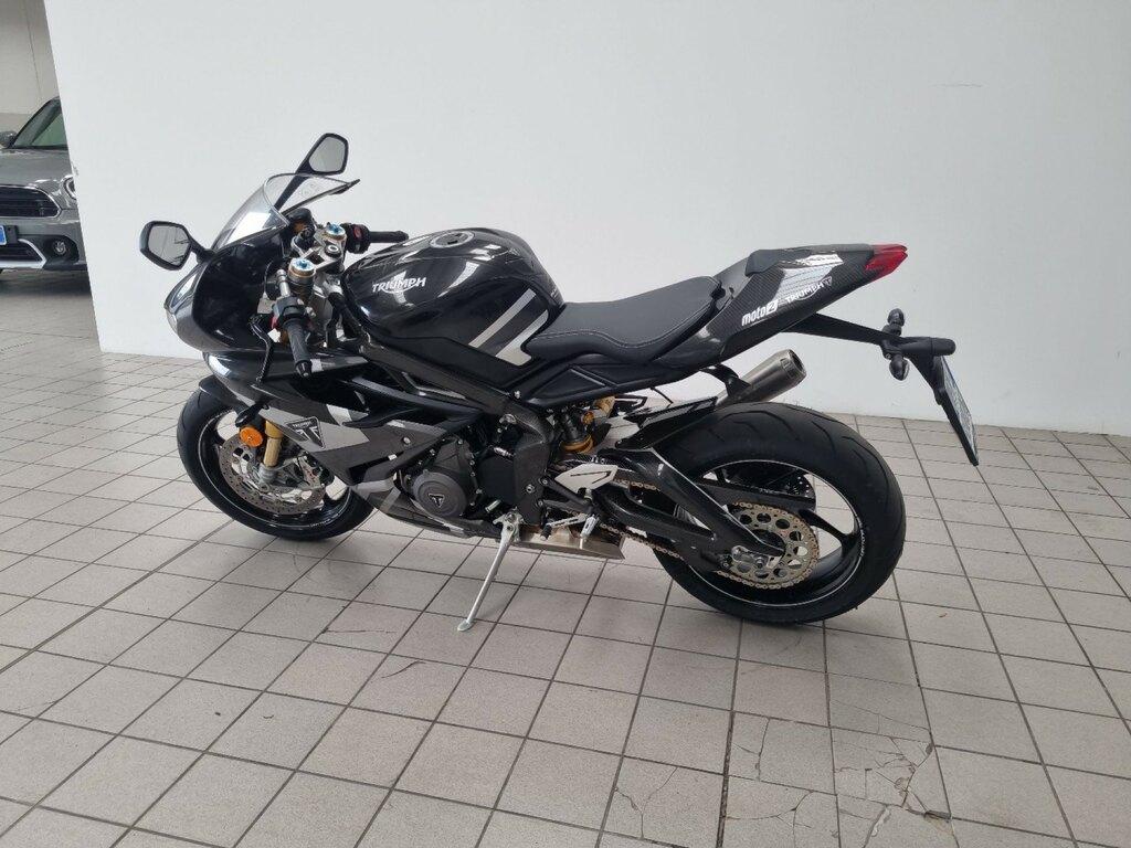 DAYTONA 765