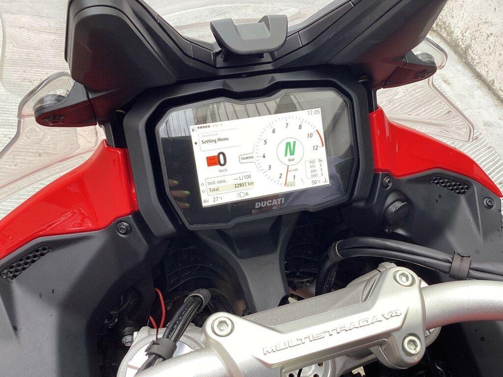 MULTISTRADA V4