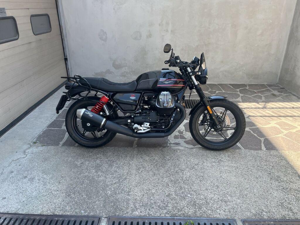 V7 850
