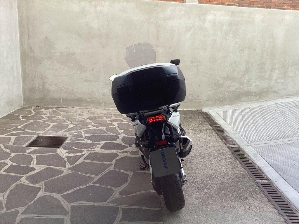 FORZA 750