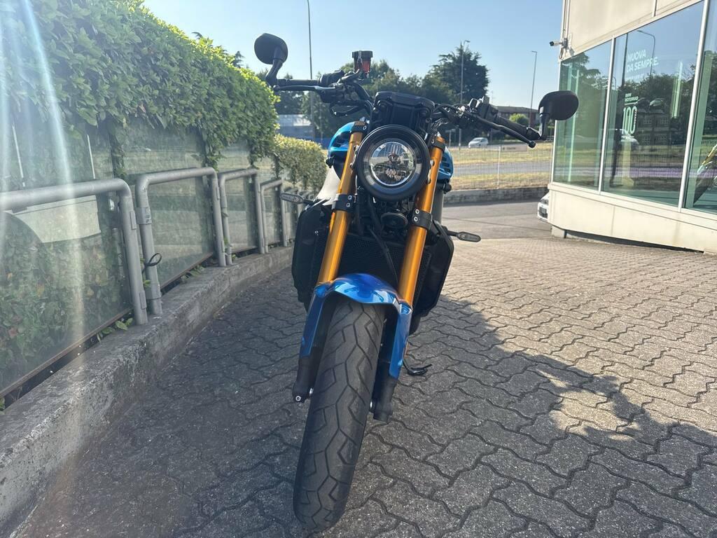XSR 900
