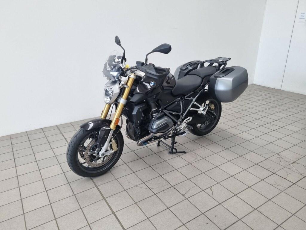 R 1200 R
