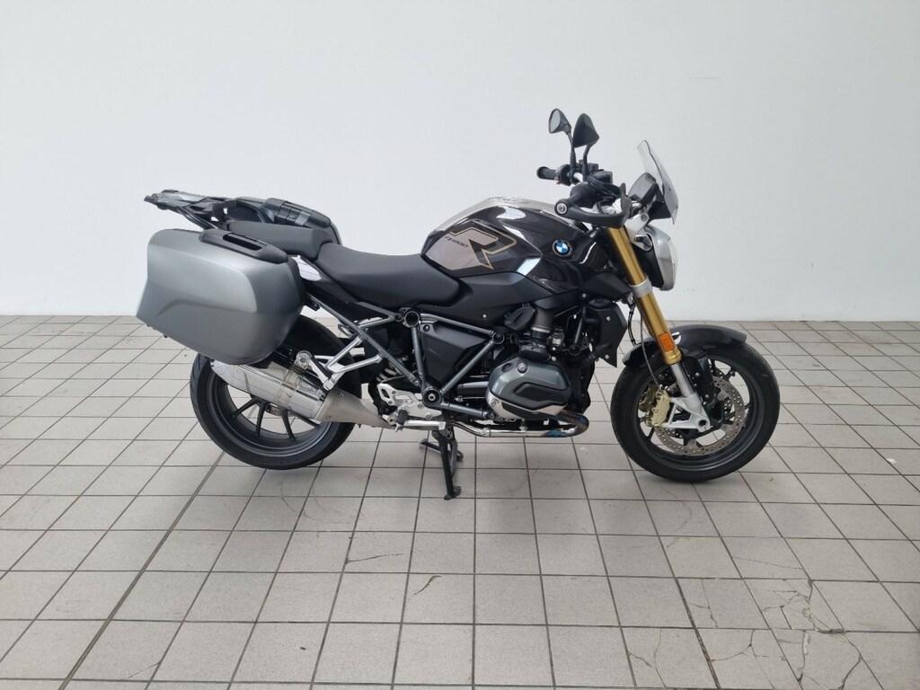 R 1200 R