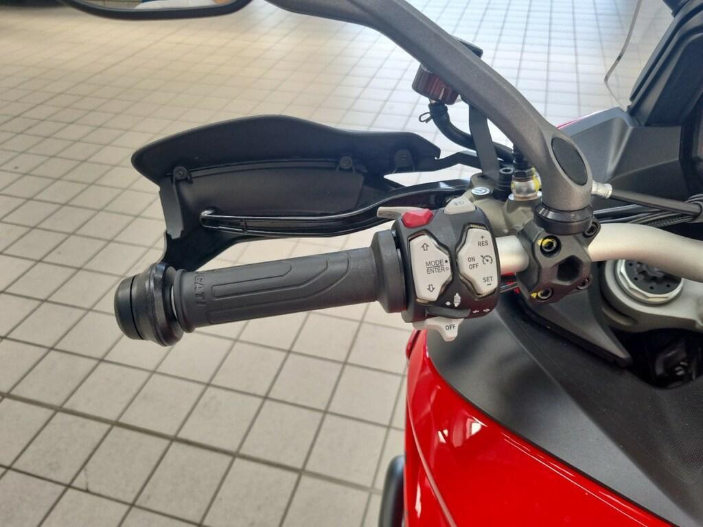 MULTISTRADA V2