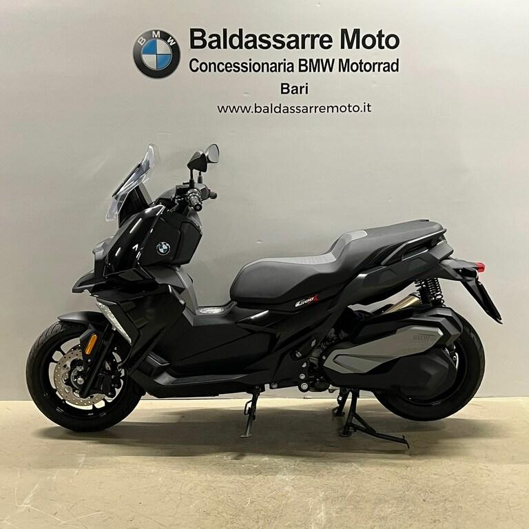 C 400 X