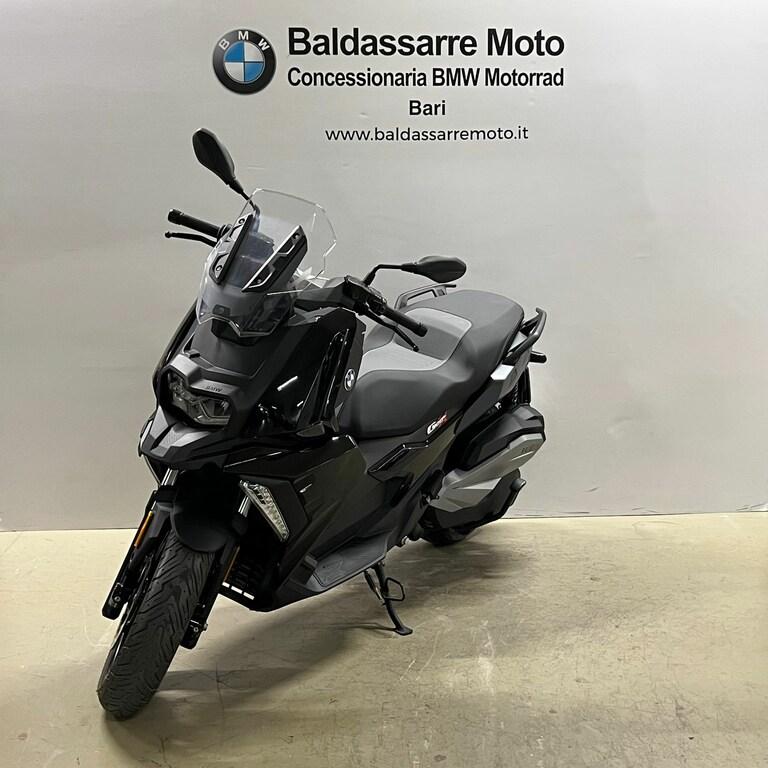 C 400 X