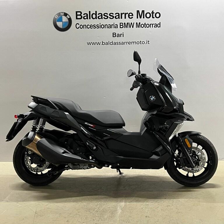 C 400 X