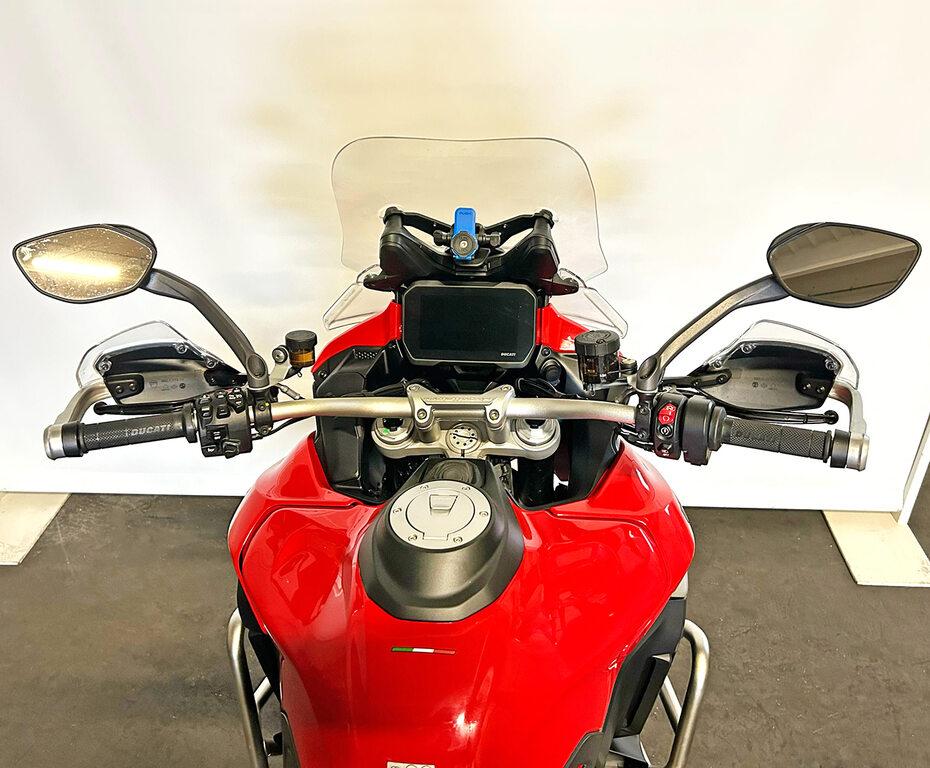 MULTISTRADA V4
