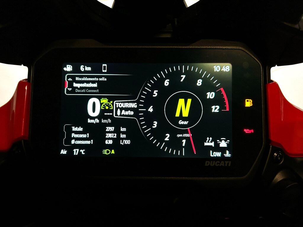 MULTISTRADA V4