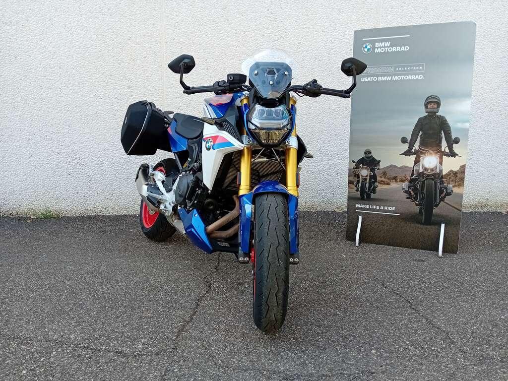 F 900 R