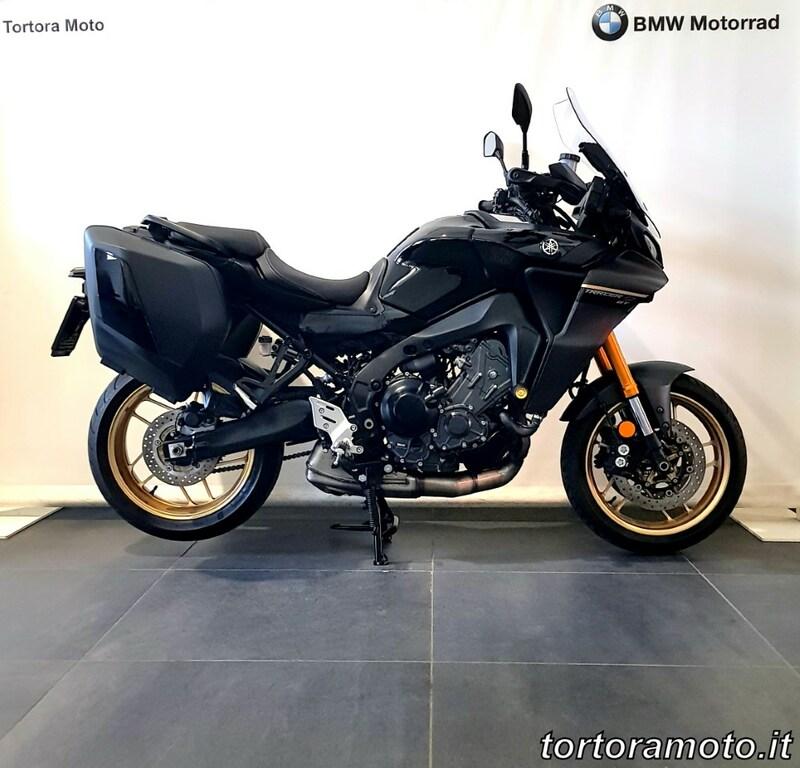 TRACER 900