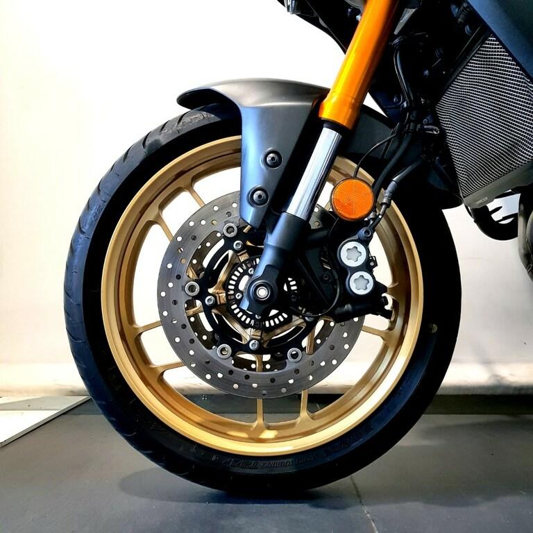 TRACER 900