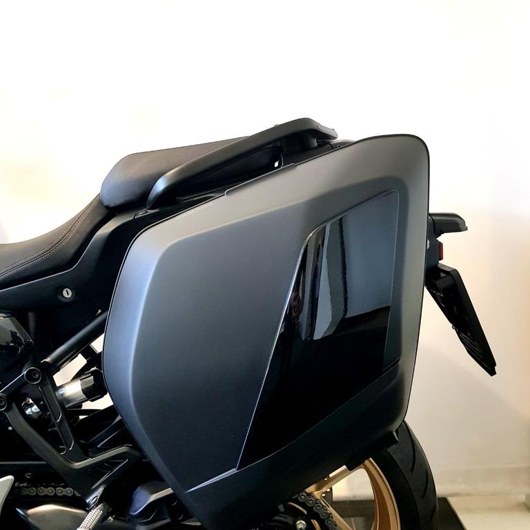TRACER 900