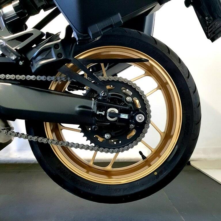 TRACER 900