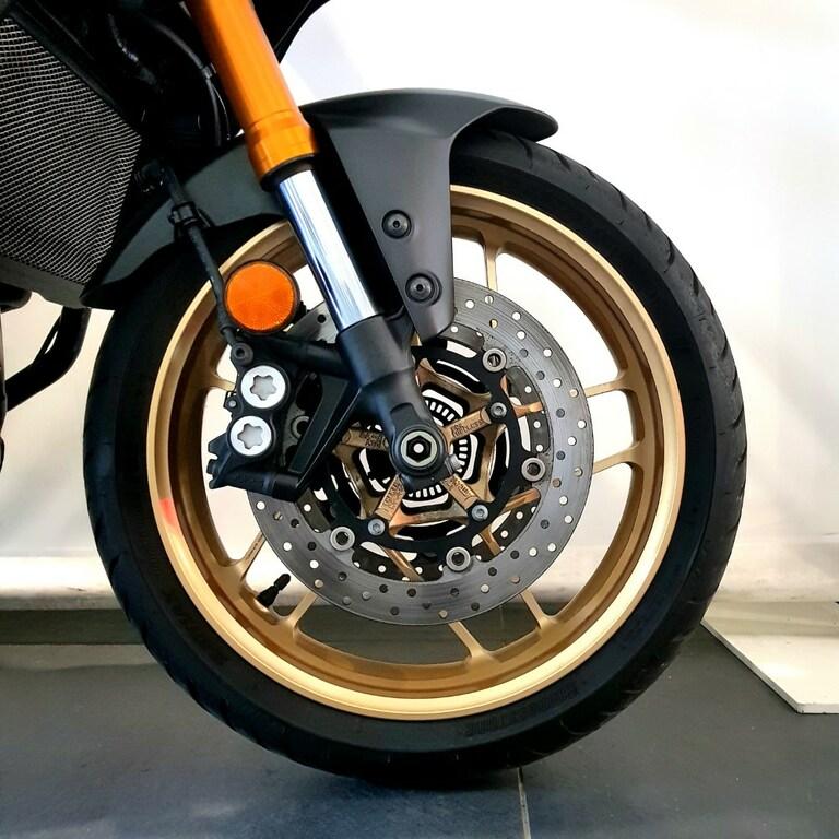 TRACER 900