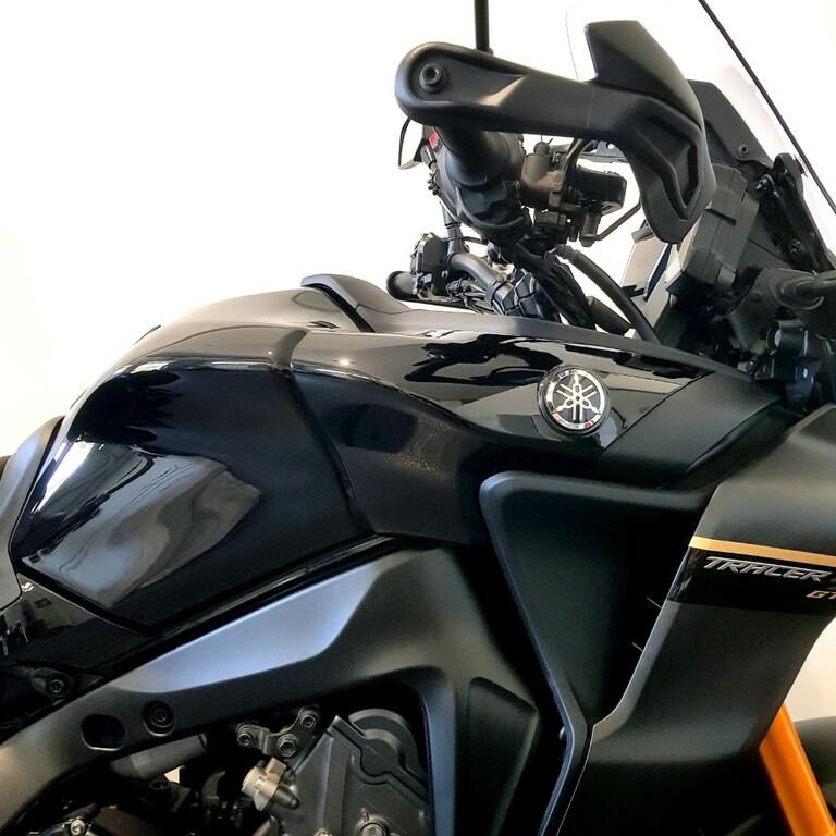 TRACER 900