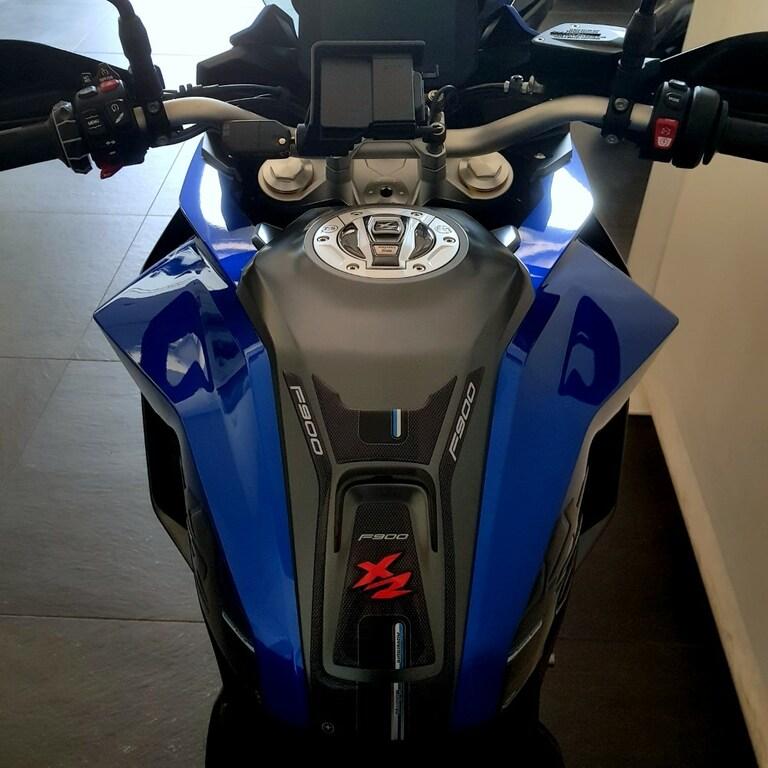 F 900 XR