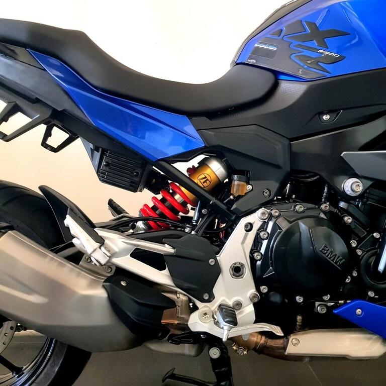 F 900 XR