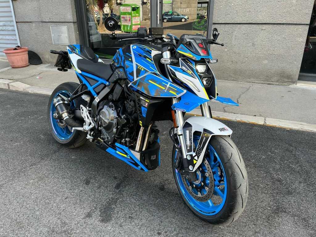 GSX-8S