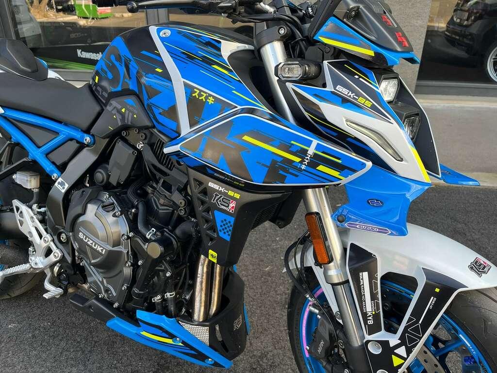 GSX-8S