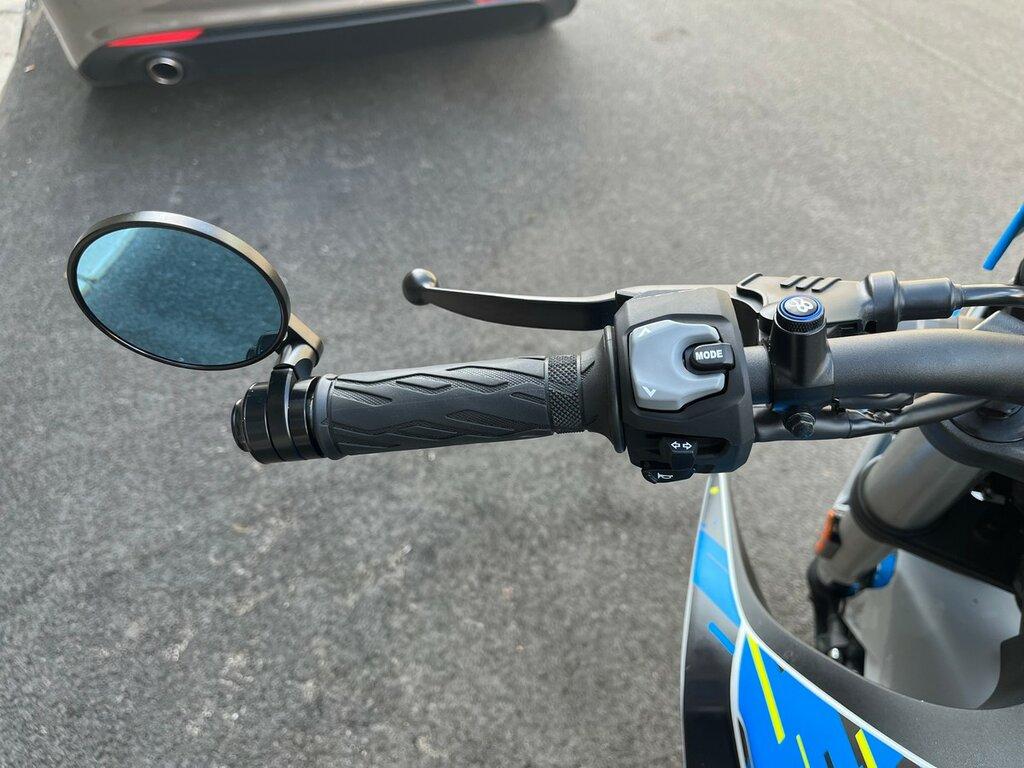 GSX-8S