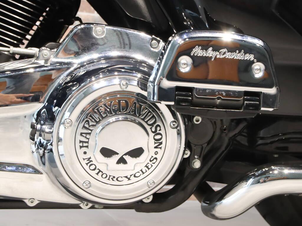 ROAD GLIDE 114 1868
