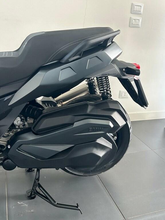 C 400 X
