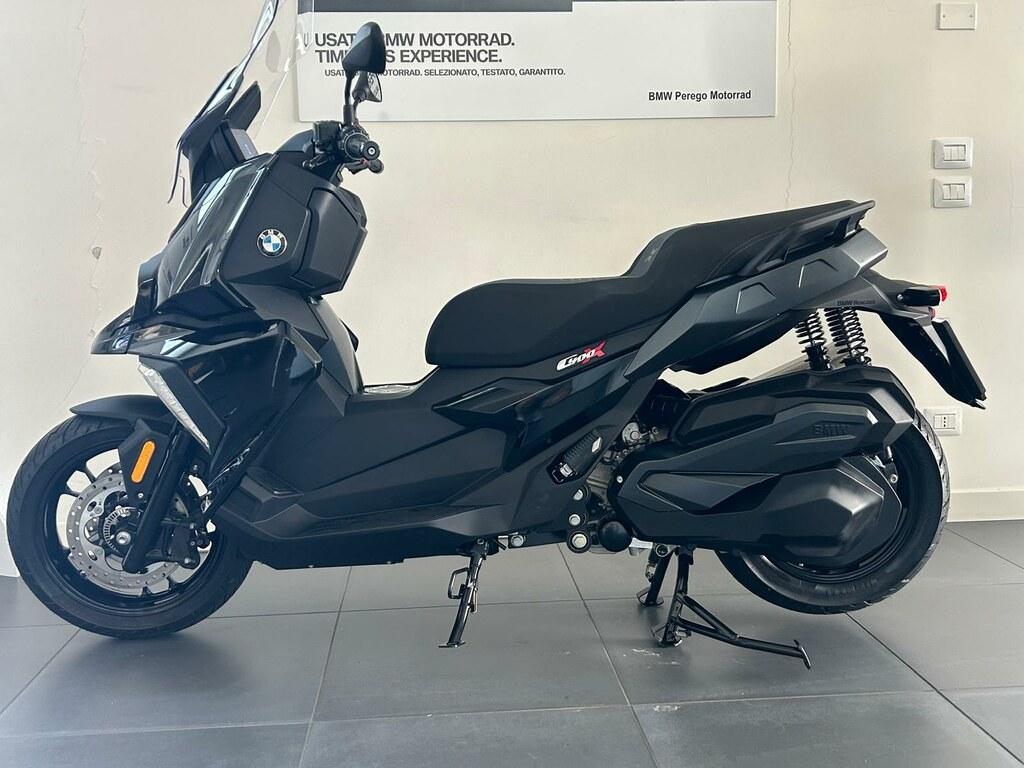 C 400 X