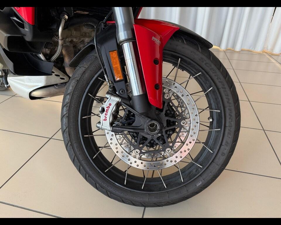 MULTISTRADA V4