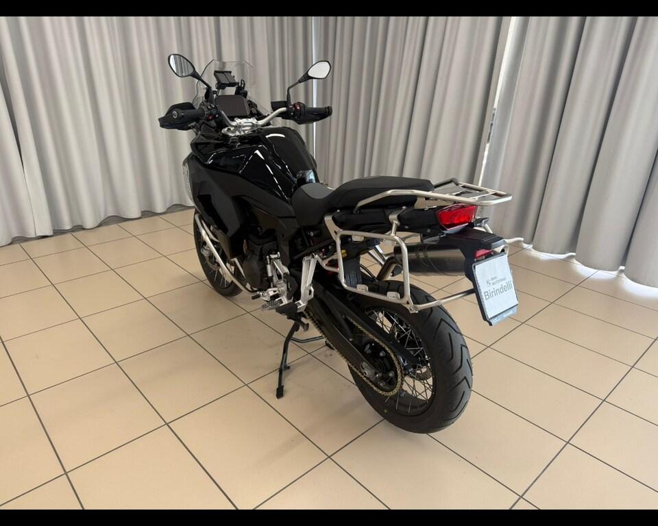 F 900 GS