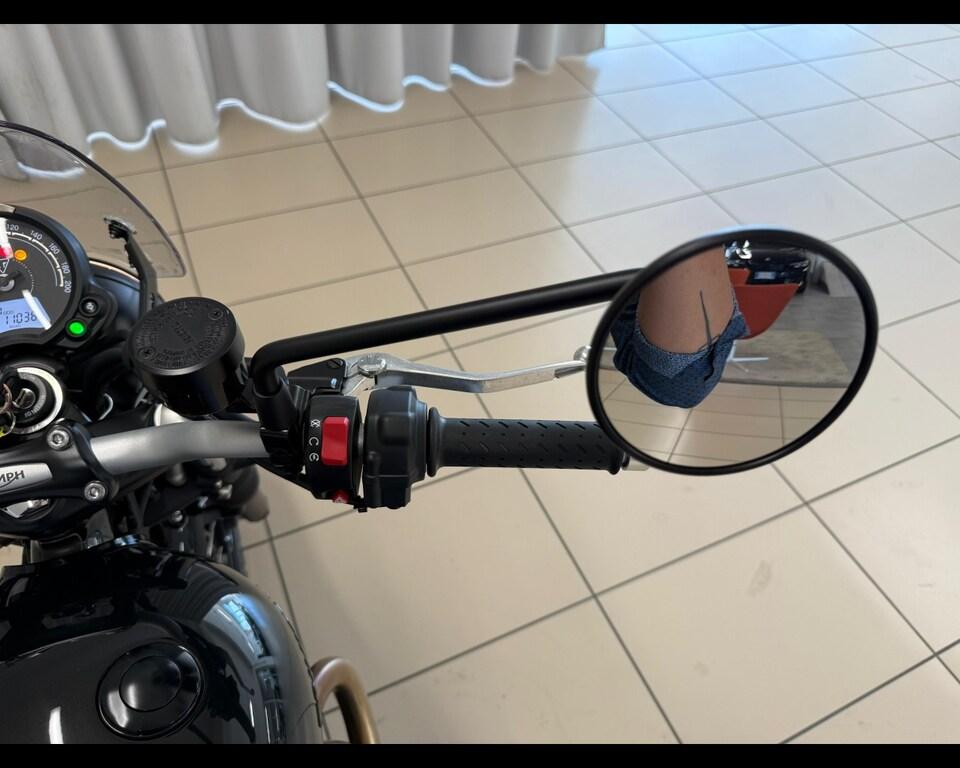 SCRAMBLER 900