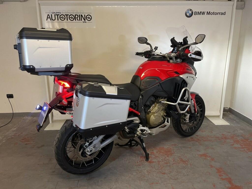 MULTISTRADA V4