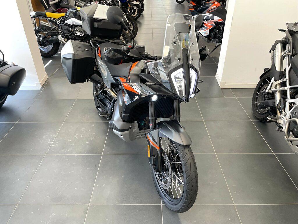 890 ADVENTURE