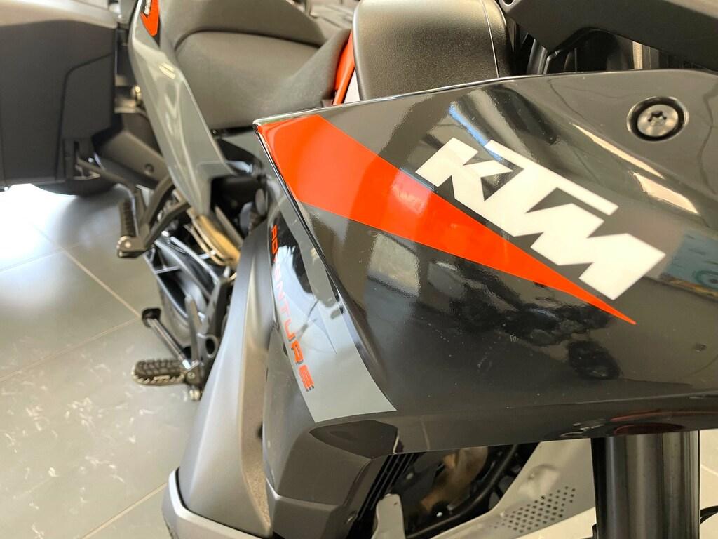 890 ADVENTURE