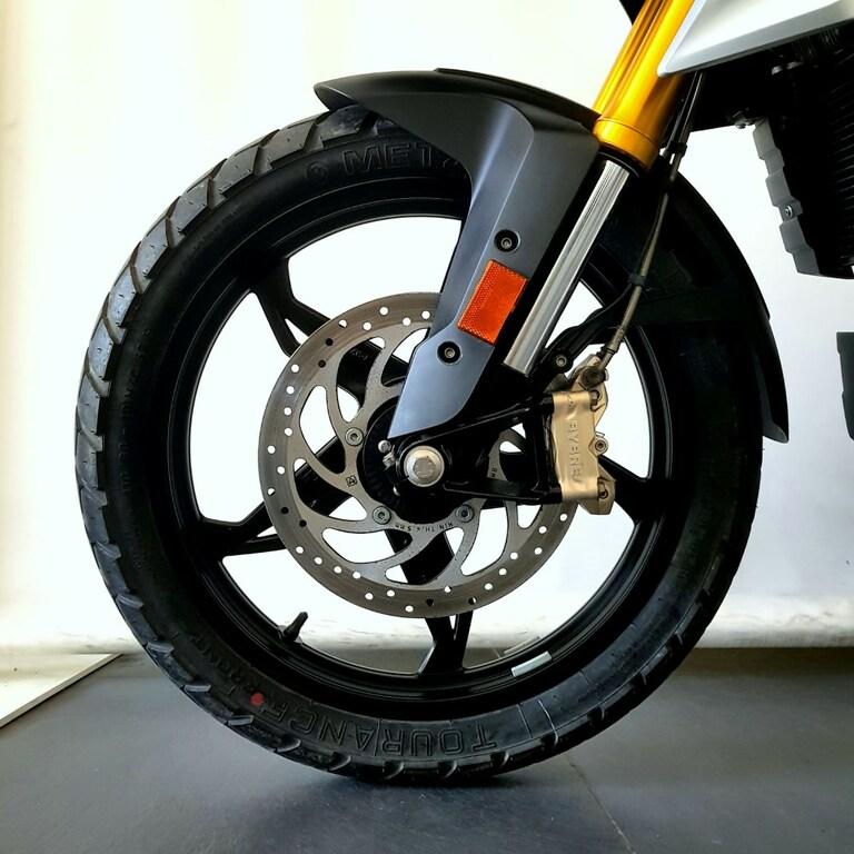 G 310 GS