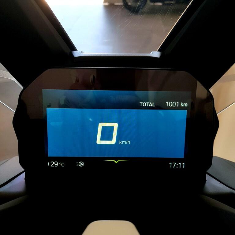 C 400 X