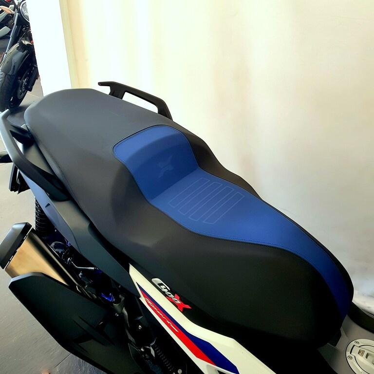 C 400 X