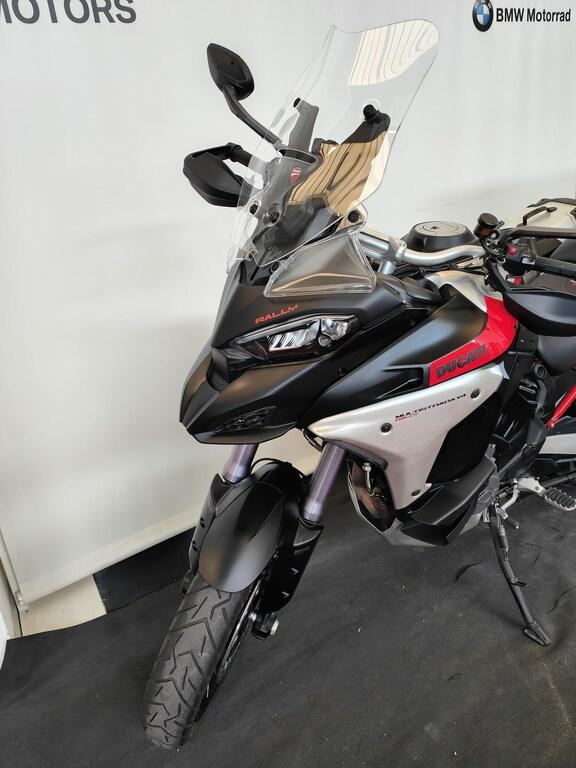 MULTISTRADA V4